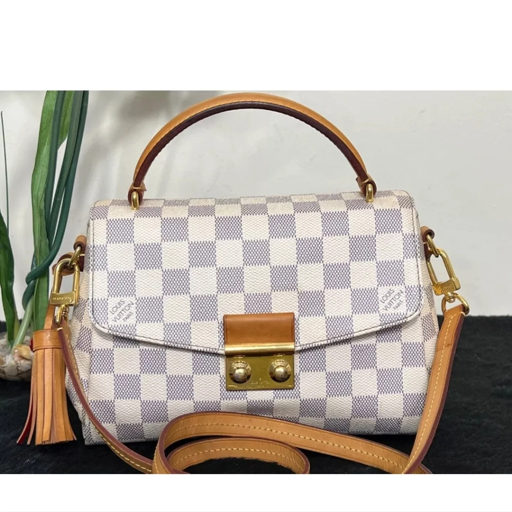 Louis Vuitton beautiful hard